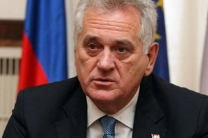 Serbia berselisih tentang rencana pemilu lebih awal
