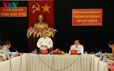 Deputi PM Vietnam, Nguyen Xuan Phuc melakukan kunjungan kerja di provinsi Kon Tum