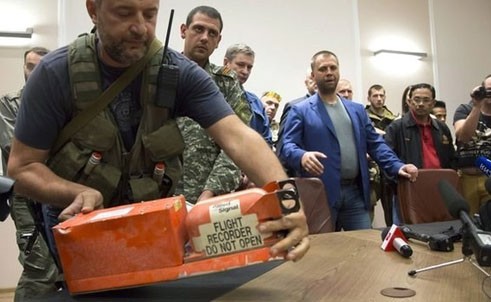 Malaysia dan pasukan penuntut federalisasi Ukraina mencapai permufakatan yang bersangkutan dengan kasus pesawat terbang MH17