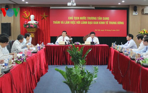 Presiden Truong Tan Sang melakukan temu kerja dengan Badan Ekonomi KS PKV