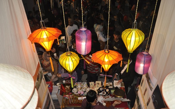Selar Vietnam pada Festival budaya Mesir