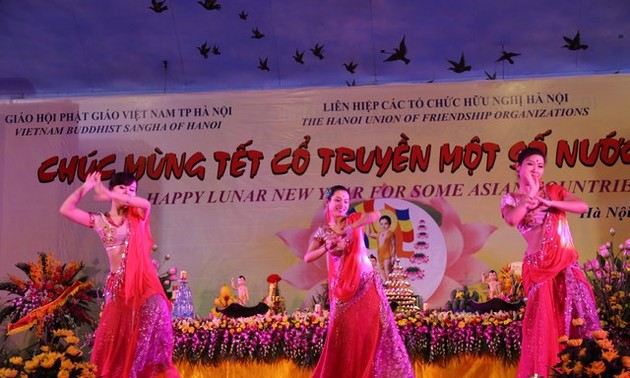 Temu pergaulan persahabatan untuk merayakan Tahun Baru tradisional di beberapa negara Asia