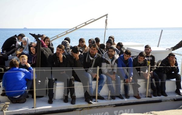 Uni Eropa menghadapi gelombang imigrasi illegal baru