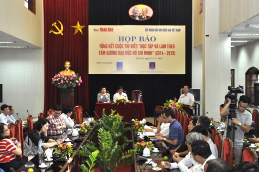 18 karya memperoleh hadiah dalam sayembara: “Belajar dan bertindak sesuai dengan keteladanan Ho Chi  Minh"