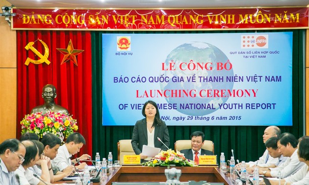 Mengumumkan Laporan nasional tentang kepemudaan Vietnam