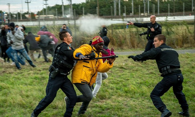 Perancis dan Inggris berkoordinasi menangani krisis migran