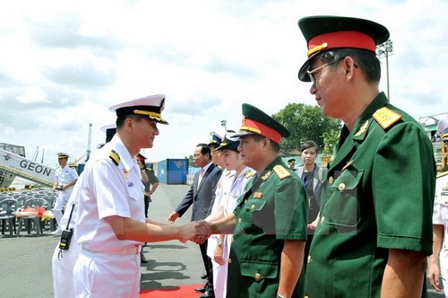 Kapal Angkatan Laut Republik Korea mengunjungi kota Ho Chi Minh