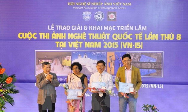 Vietnam meraih banyak hadiah dalam Kontes ke-8 foto artistik internasional