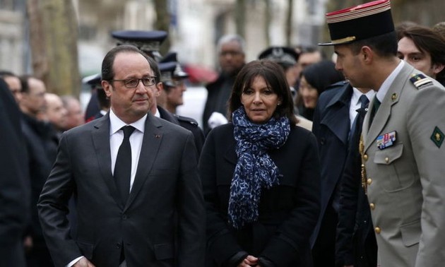 Presiden Perancis, F.Hollande mengakui kegagalan intelijen Perancis dalam mencegah kasus-kasus teror