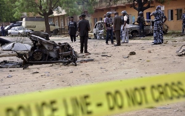Terjadi serentetan serangan bom sehingga menimbulkan banyak koran di Nigeria