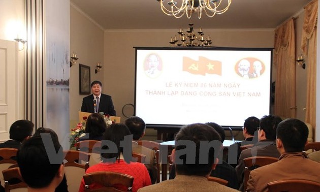 Memperingati ultah ke-86 berdirinya Partai Komunis Vietnam