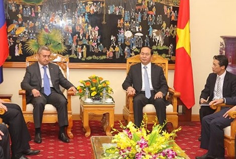 Membawa hubungan kerjasama antara Kementerian Keamanan Publik Vietnam dan Badan Keamanan Federasi Rusia semakin menjadi substantif
