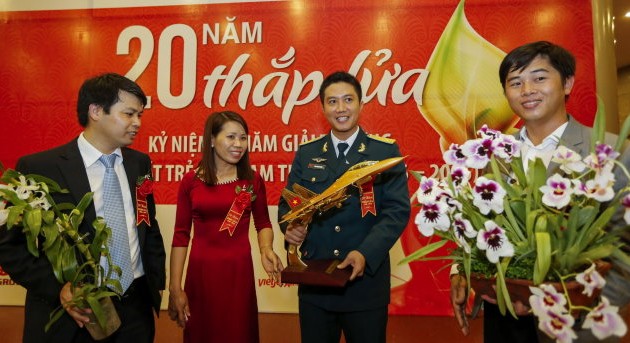 Memperingati ultah ke-20 Hadiah Pemuda Vietnam yang tipikal