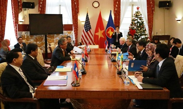 Sidang Komisi ASEAN di AS membahas masalah-masalah tentang pengembangan hubungan ASEAN-AS