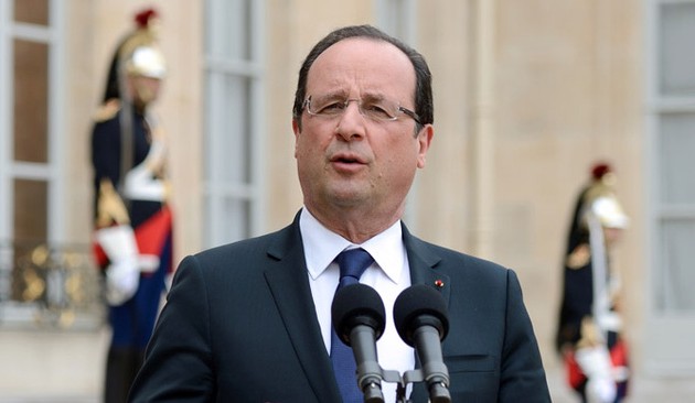 Perancis membatalkan rencana merevisi UUD