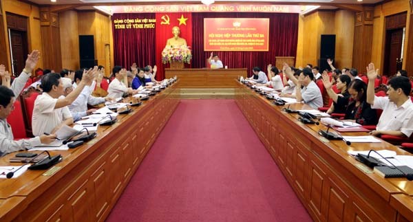 Daerah-daerah di Vietnam mengadakan konferensi permusyawaratan yang ke-3