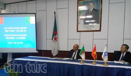 Vietnam dan Aljazair memperkuat hubungan kerjasama ekonomi-perdagangan