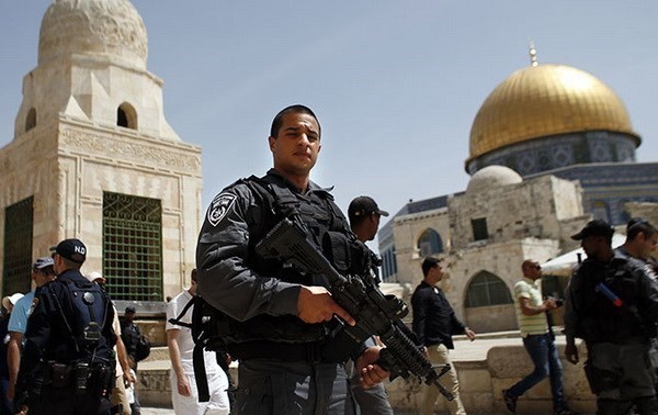 Israel menangkap kira-kira 50 orang Palestina