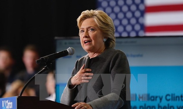 Dana kampanye kandidat calon Hillary Clinton mencapai jumlah uang rekor