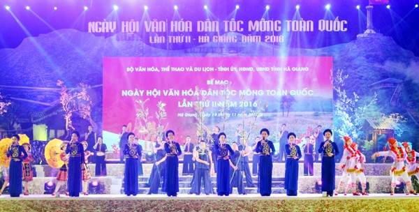 Festival nasional ke-2 Budaya etnis minoritas Mong tahun 2016