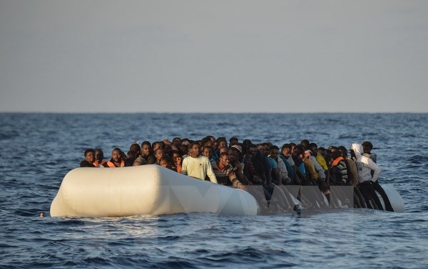 Italia menyelamatkan lebih dari 1.400 orang migran di Laut Tengah