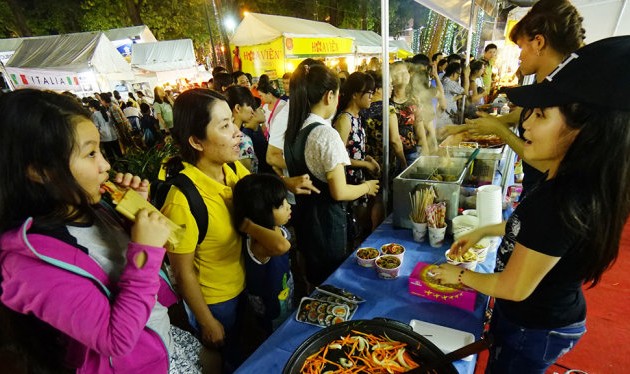 Penutupan Festival kota Ho Chi Minh-Berkembang dan berintegrasi tahun 2016