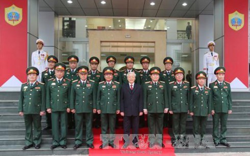 Sekjen KS PKV Nguyen Phu Trong melakukan kunjungan kerja di Direktorat Jenderal II, Kementerian Pertahanan