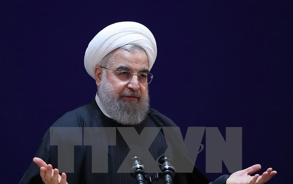 Presiden Iran, Hassan Rouhani mengunjungi Kuwait dan Oman