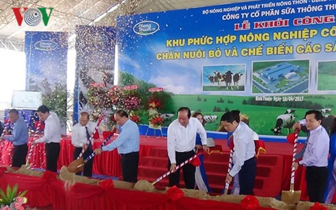 PM Pemerintah Vietnam memerintah acara mengawali pembangunan zona kompleks pertanian teknologi tinggi Binh Thuan
