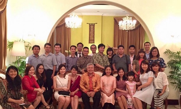  Pertemuan para alumni mahasiswa Vietnam di Indonesia