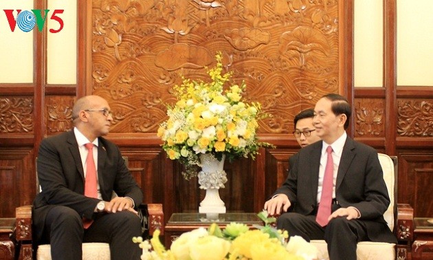 Presiden Vietnam, Tran Dai Quang menerima Dubes Kuba, Herminio Lopez Diaz 
