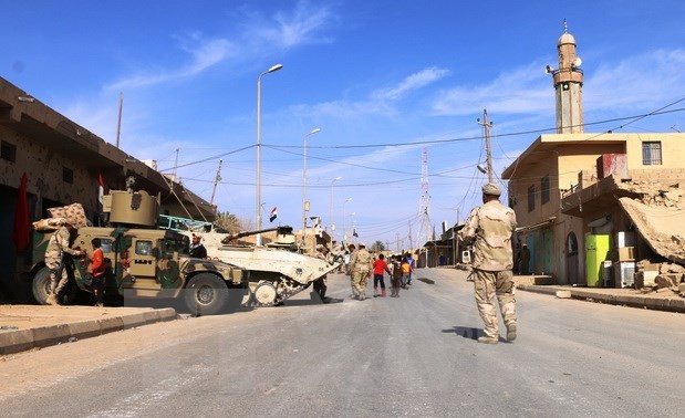 Pasukan-pasukan Irak membuka front baru dalam operasi pemburuan IS