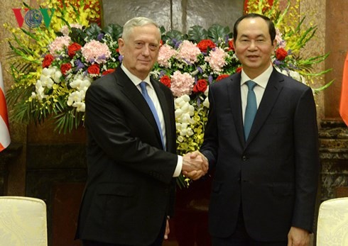 Presiden Vietnam, Tran Dai Quang menerima Menhan AS, James Mattis