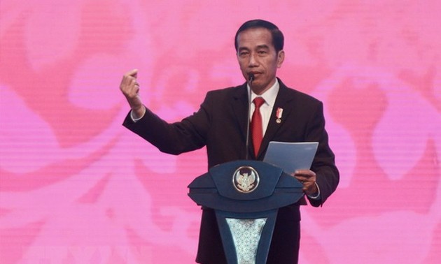  Partai yang berkuasa di Indonesia mempercayai Presiden J.Widodo mencalonkan diri pada pilpres untuk masa bakti ke-2