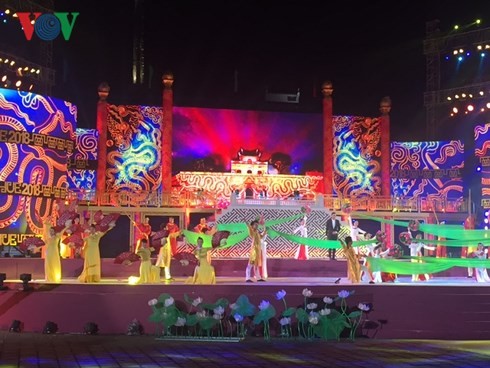  Malam festival memuliakan nilai-nilai budaya di Festival Hue 2018