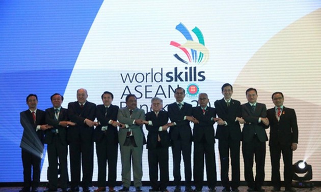 Pembukaan Kontes ke-12 Ketrampilan ASEAN di Thailand