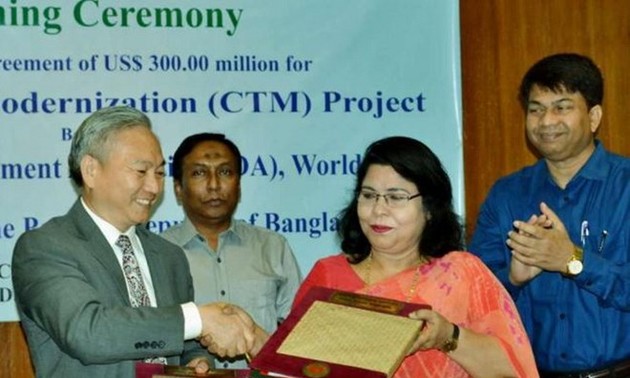 Bank Dunia membantu Bangladesh memodernisasi program pemberian bantuan untuk kaum miskin