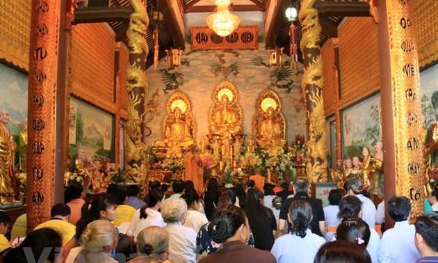 Unjuk muka Badan Koordinator Sangha Buddha Viet Nam di Laos