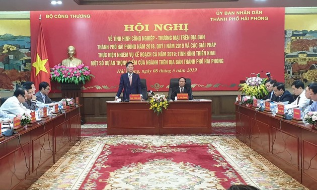 Membutuhkan banyak kebijakan bagi Kota Hai Phong untuk menjadi pusat industri, perdagangan dan logistik di Vietnam