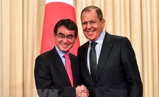 Jepang berharap supaya bersama sama dengan Rusia menyelesaikan perundingan tentang perjanjian perdamaian