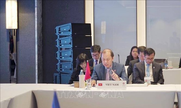 Vietnam menghadiri Konferensi Pejabat Senior ASEAN+3 dan KTT Asia Timur di Thailand