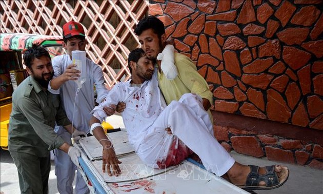 Serangan bom bunuh diri menimbulkan korban di Afghanistan Timur