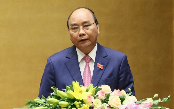PM Vietnam, Nguyen Xuan Phuc Menjawab Interpelasi di depan Persidangan MN