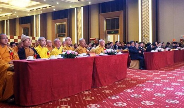 Upacara Besar Peringatan HUT ke-10 Berdirinya Sangha Buddha Vietnam Provinsi Tuyen Quang