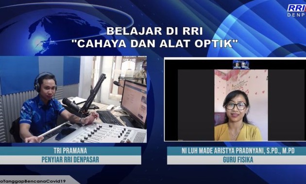 Kelas “on air” yang dilakukan Radio Republik Indonesia pada masa Covid-19