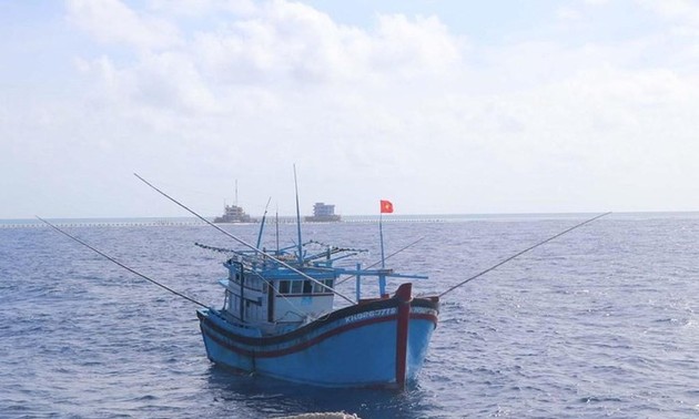 Pengumuman Tiongkok tentang untuk sementara penghentian penangkapan ikan di kawasan yang termasuk kedaulatan Vietnam adalah tidak bernilai