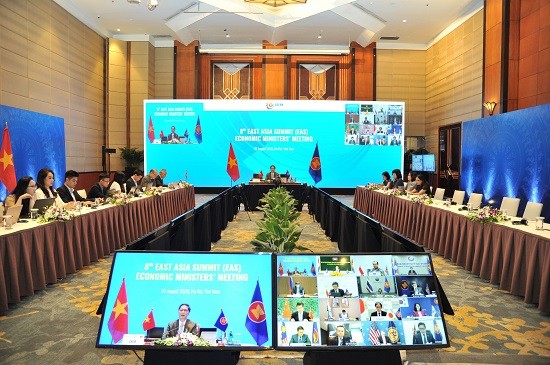 ASEAN dan para mitra menegaskan tekad dalam mendorong perdagangan dan investasi