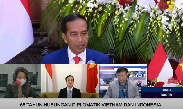 Dialog Radio Interaktif Memperingati HUT ke-65 Penggalangan Hubungan Diplomatik Vietnam-Indonesia