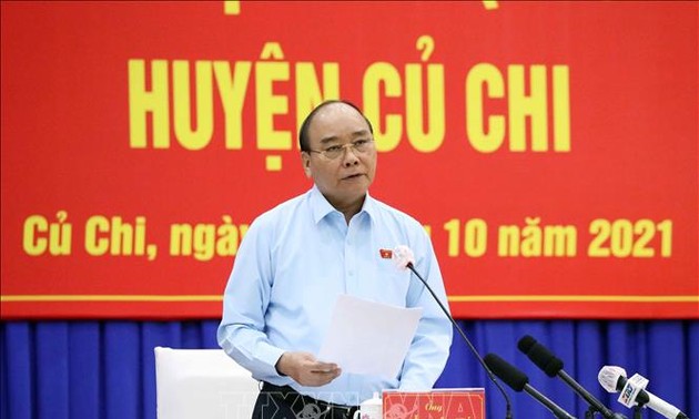 Presiden Nguyen Xuan Phuc Lakukan Kontak dengan Para Pemilih Kota Ho Chi Minh