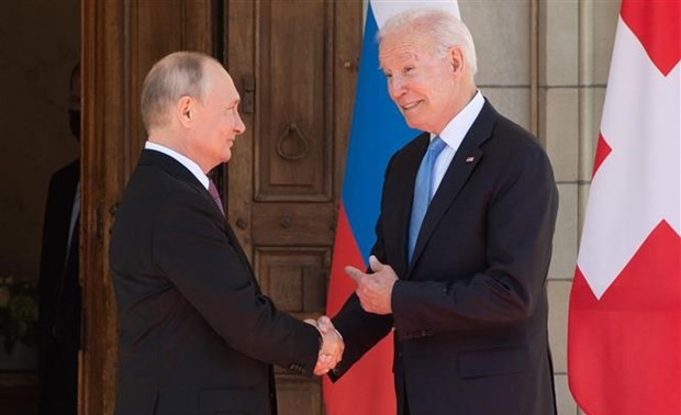 Hubungan AS-Rusia: Pertahankan Dialog untuk Kendalikan Kontradiksi